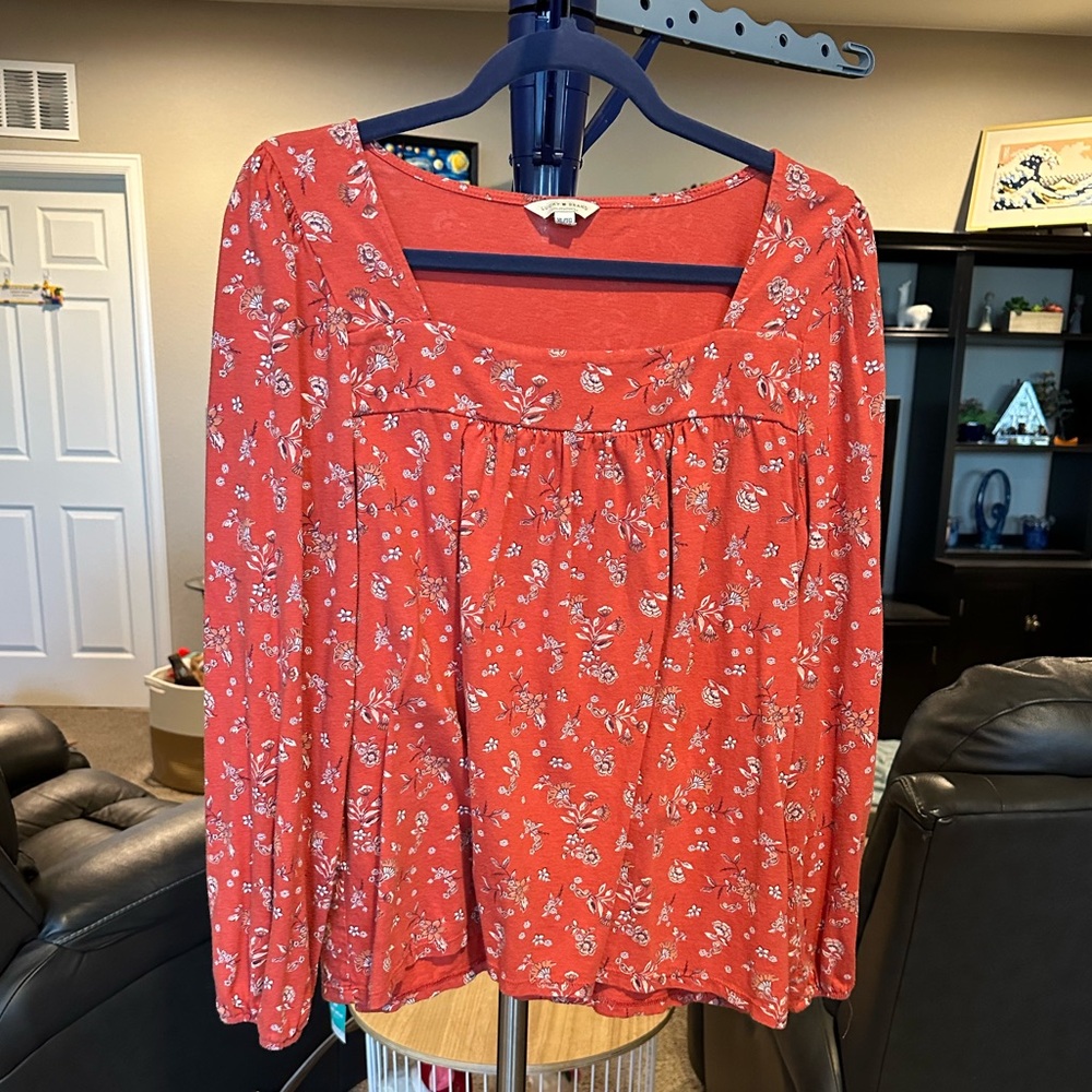 Lucky Brand pinkish orange long sleeve square neck floral Top. Size XL